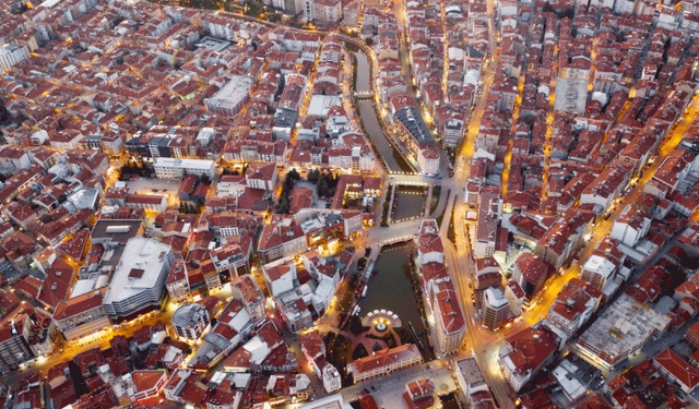 Ekonomik kriz öğrenci şehri Eskişehir’i vurdu