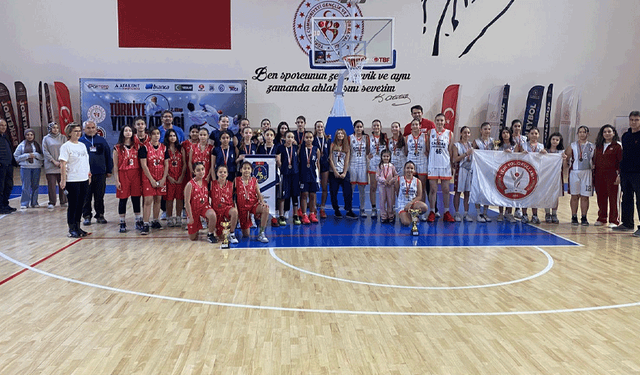 Eskişehir’de Yıldız Kızlar Basketbol Müsabakaları tamamlandı