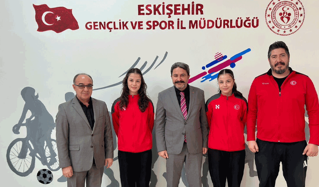Eskişehirli milli sporcu ikizlerden Avrupa üçüncülüğü