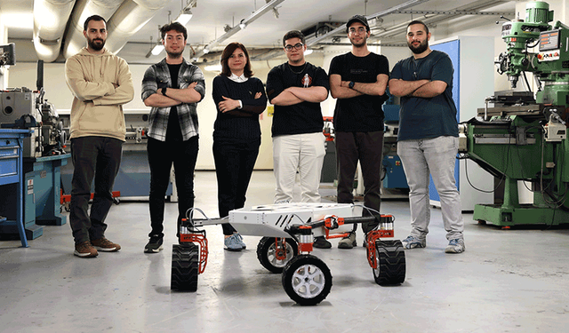İzmir'de üniversite öğrencileri uzayda keşif yapabilen robot geliştirdi
