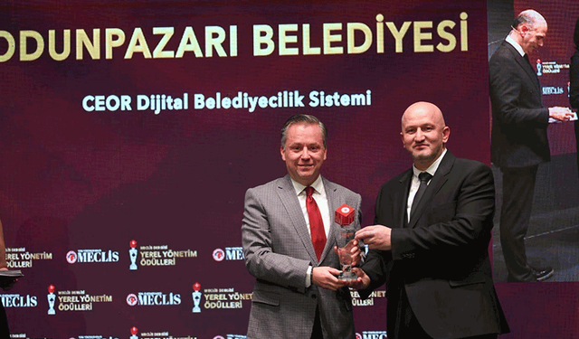 Meclis Dergisi’nden Odunpazarı Belediyesi’ne ödül