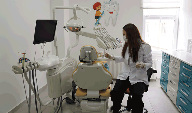 Ataç: "Kentimizin çocuklarının sağlıklı gülüşlere kavuşması tarif edilemez bir mutluluk"