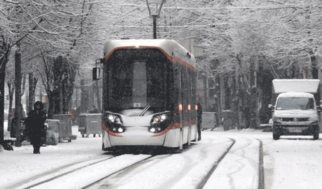 Eskişehir’de gece yarısından sonra kar yağışı bekleniyor