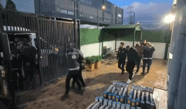 İzmir’de 'insan ticareti' operasyonu: 4 tutuklama
