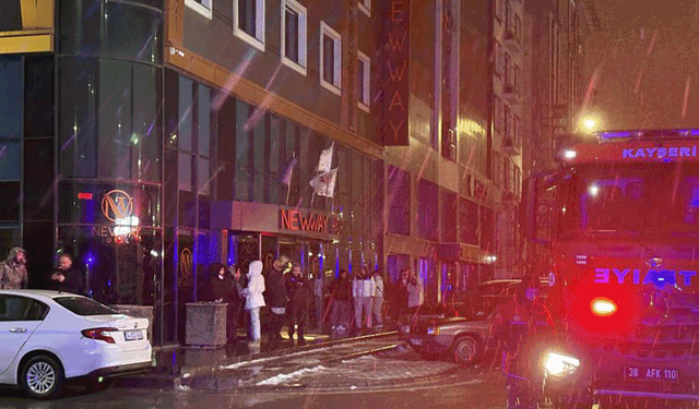 Kayseri'de Otel bodrumunda çıkan yangın paniğe neden oldu