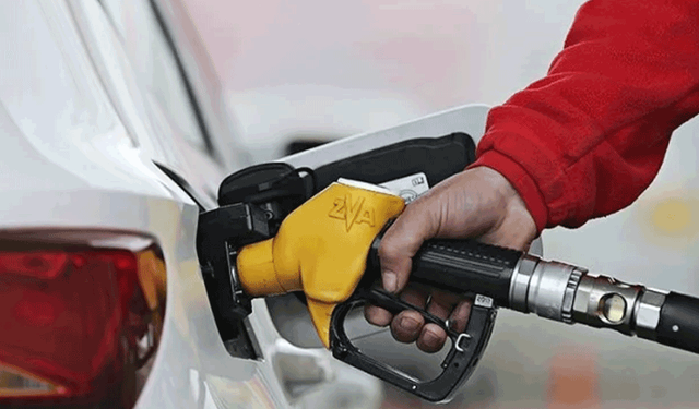 Sürücüler müjde! Motorine indirim geldi