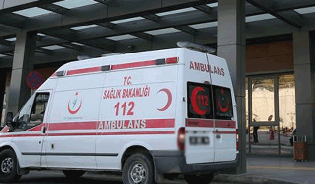 Afyon’da göğsünden bıçaklanan genç ağır yaralandı