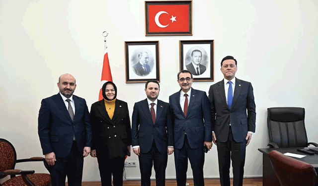 AK Parti Eskişehir heyetinden Bakan Gürlek’e ziyaret