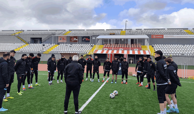 Bozanspor Söğütspor deplasmanında kritik maçta