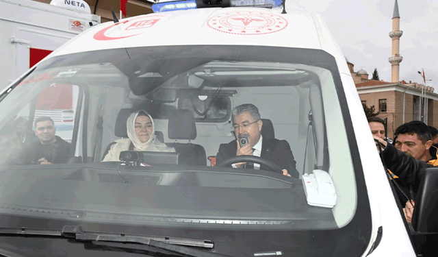 Eskişehir’e 10 yeni ambulans ve Mobil Komuta Kontrol Merkezi