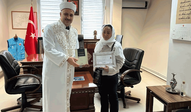 Filipinli Talactac Eskişehir'de Müslüman oldu