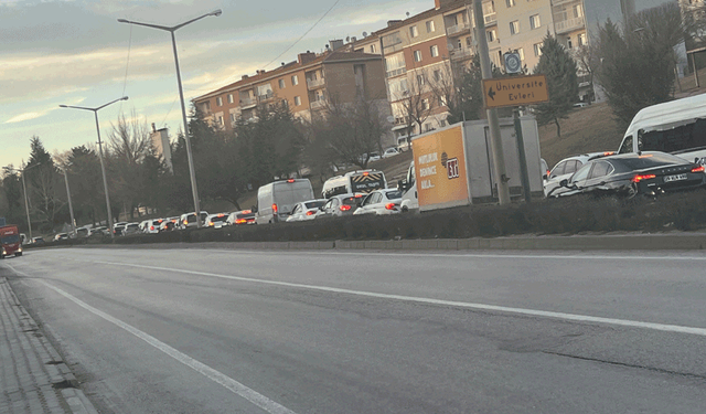 İş çıkışında trafikte tedirgin eden görüntü