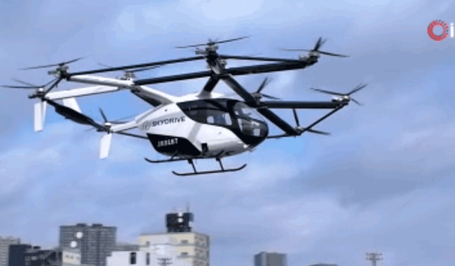 Japon firmanın uçan arabası ilk kez Tokyo semalarında