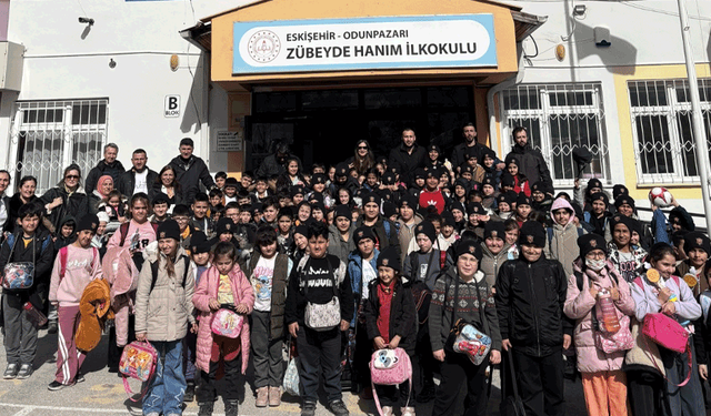 Nefer’den minik yüreklere sıcak dokunuş