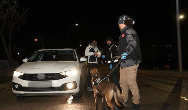 Sultandere 75. Yıl Mahallesi'nde denetim yapıldı