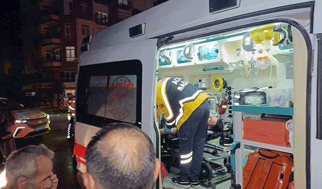 Antalya'da otomobil ile motosiklet çarpıştı: 1 yaralı