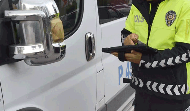 Eskişehir’de 22 servis aracı ve şoförü kusurlu bulundu