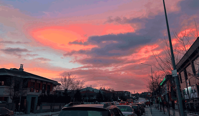 Eskişehir’de akşam gökyüzü görsel şölene dönüştü