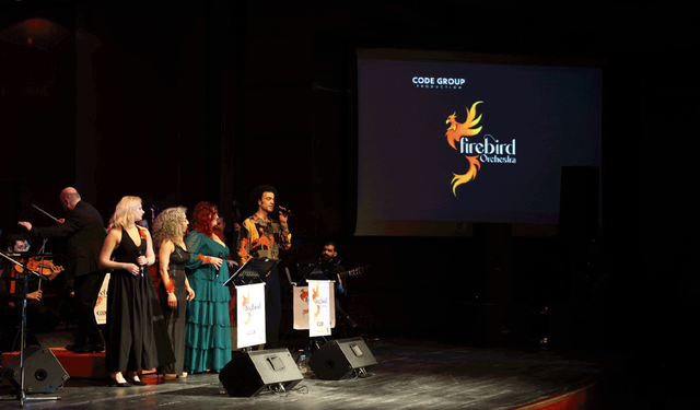 Eskişehir’de Firebird Orchestra sahneyi salladı