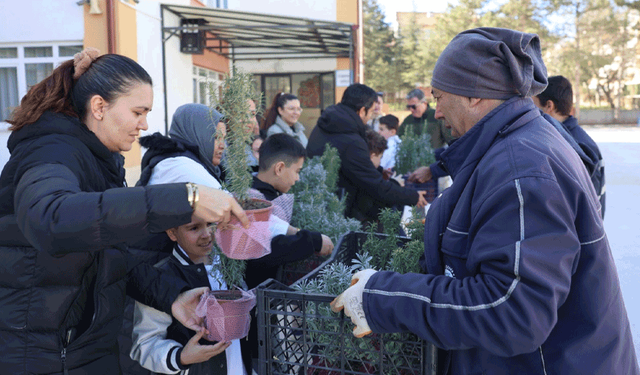 Eskişehir’de öğrencilerin talebine Büyükşehir’den duygulandıran destek