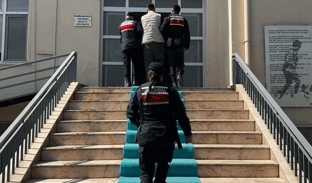 Kütahya’da aranan hükümlü kıskıvrak yakalandı