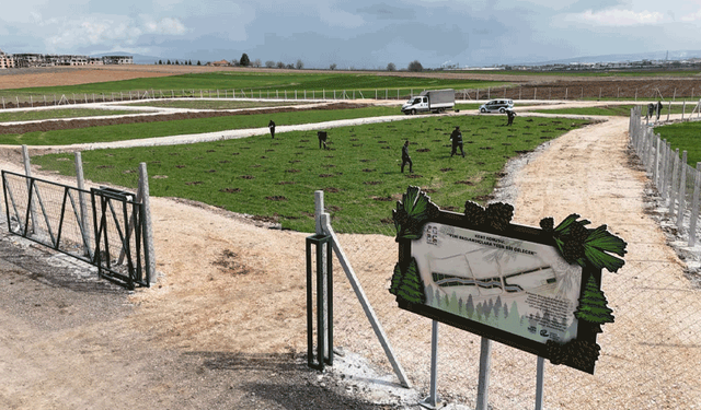 Eskişehir Büyükşehir’den anlamlı hediye: Her çifte bir fidan