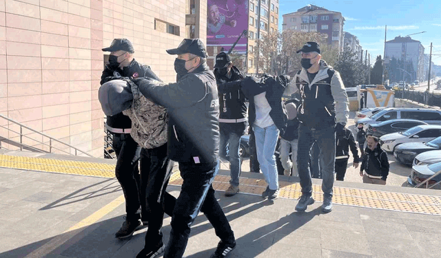 Eskişehir dahil 6 ilde eş zamanlı narkotik baskını: 14 kişi tutuklandı