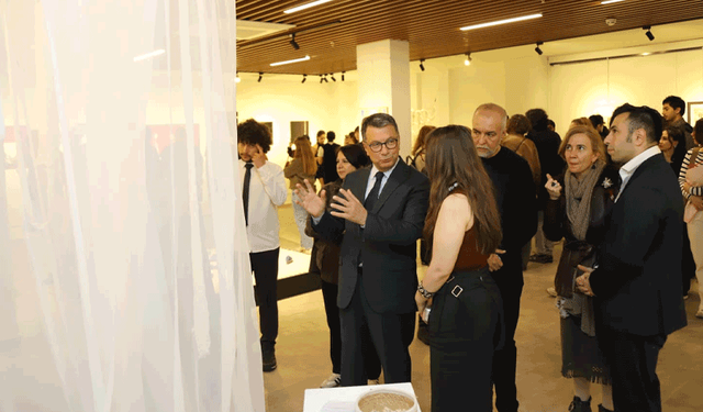 “Spatium” sergisi Eskişehir’de Sanat Sokağı’nda açıldı