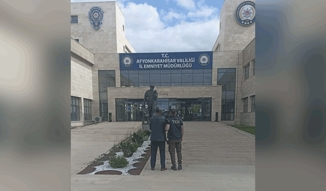 Afyon'da FETÖ’den  hapis cezasıyla aranan şahsı polis yakaladı