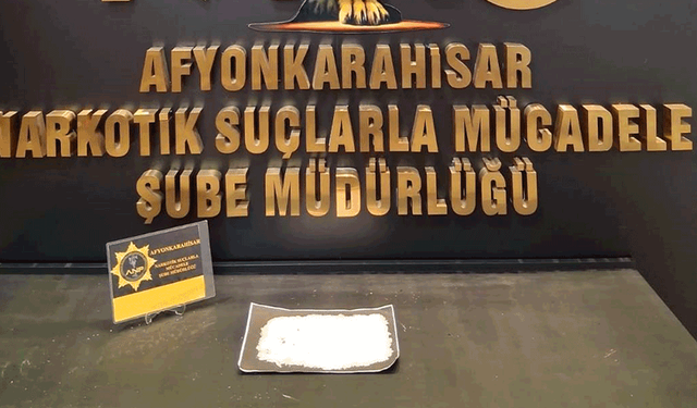 Afyon'da şüpheli araçtan zehir çıktı