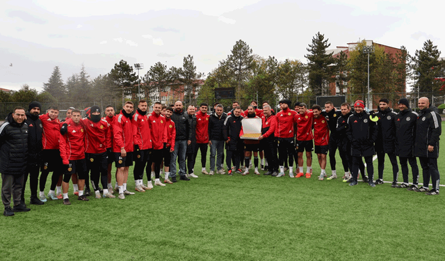 Anadolu Üniversitesi’nden Eskişehirspor’a tam destek
