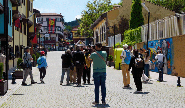 Eskişehir sokaklarında tarih ve sanat dolu fotoğraf yolculuğu