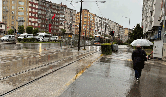 Eskişehir’de yağışlı hava etkisini sürdürüyor