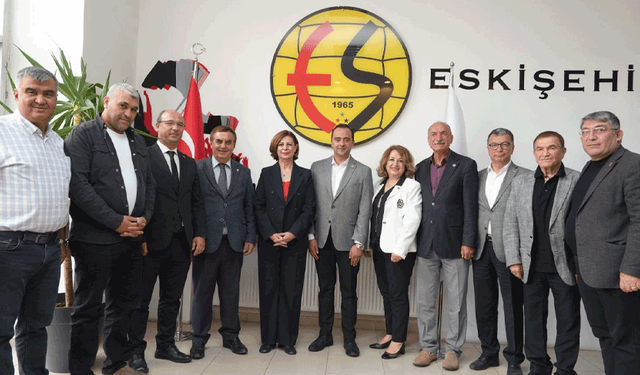 Başkan Ünlüce’den Eskişehirspor’a anlamlı ziyaret