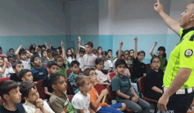 Bingöl’de öğrencilere trafik güvenliği eğitimi