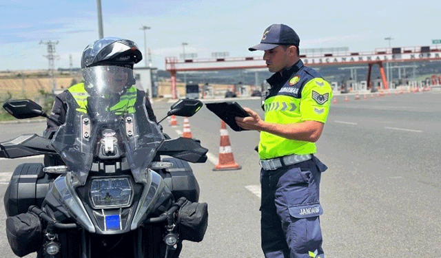 Çanakkale'de jandarma 4 bin 576 araç denetledi