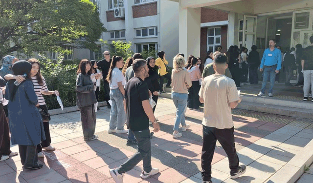 Eskişehir'de sınava son dakika yetişti: ''Ben mi koşacağım peşinden!''