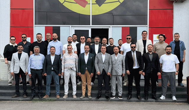 Eskişehirspor’un 61. yılında MHP Eskişehir heyetinden ziyaret