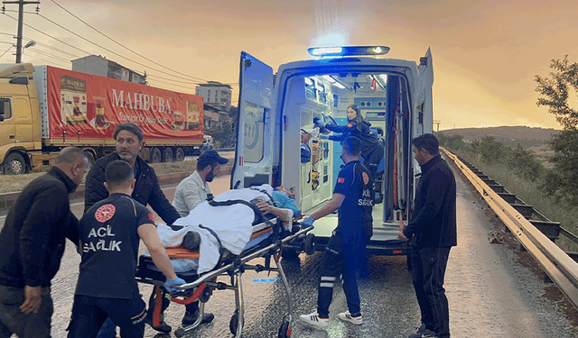 Manisa'da zincirleme kaza; 2 ölü, 4 yaralı