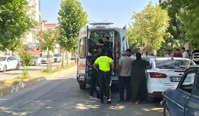 Adıyaman'da otomobilin çarptığı çocuk yaralandı