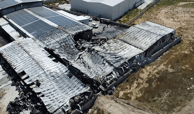 Afyon'da et işleme fabrikasında büyük yangın