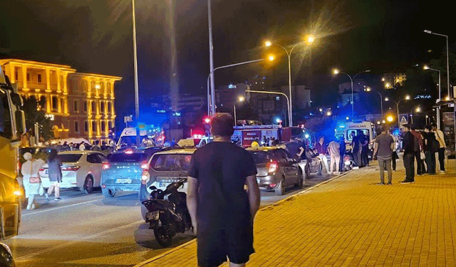 Kütahya'da iki motosiklet çarpıştı: 3 yaralı