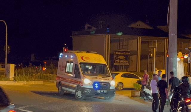 Düzce'de motosikletler çarpıştı: 3 yaralı