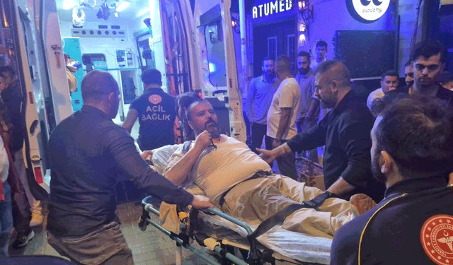 Eskişehir’de Barlar Sokağı'nda gece yarısı dehşeti: 1 kişi bıçaklandı!