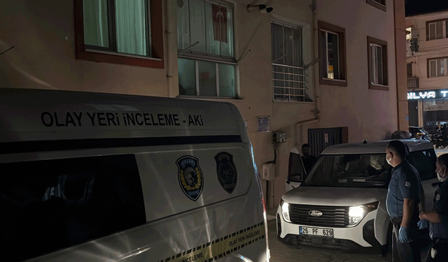 Eskişehir’de sokağı saran koku acı gerçeği ortaya çıkardı: Evinde ölü bulundu