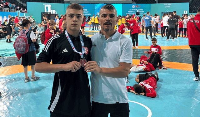 Eskişehirli sporculardan Türkiye şampiyonasında çifte başarı