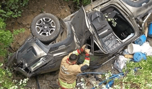 Hatay'da otomobil ve ticari araç çarpıştı: 7 yaralı