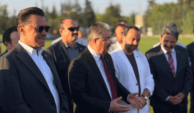 Vali Yılmaz ve Hatipoğlu, Eskişehirspor’un nabzını  tuttu