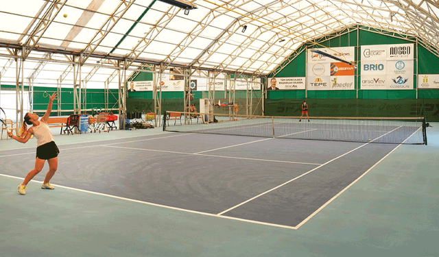 4. Geleneksel Kurtuluş Kupası Tenis Turnuvası başladı