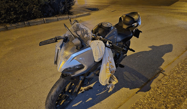 Alkollü sürücünün kullandığı motosiklet kaza yaptı: 2 yaralı